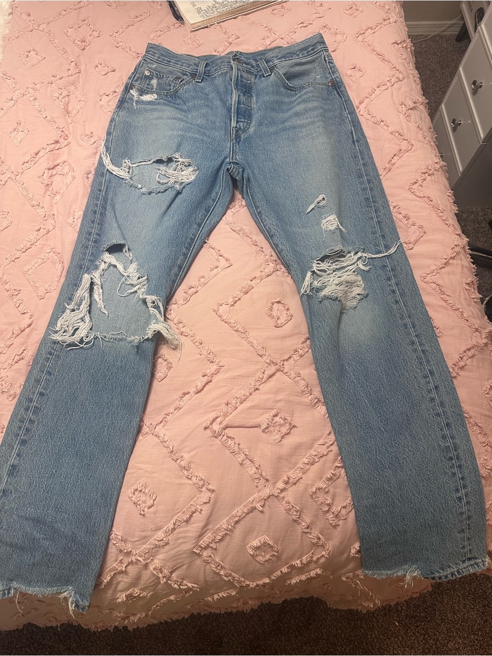 Levi's Light Blue Women's Straight Leg Ripped Jeans